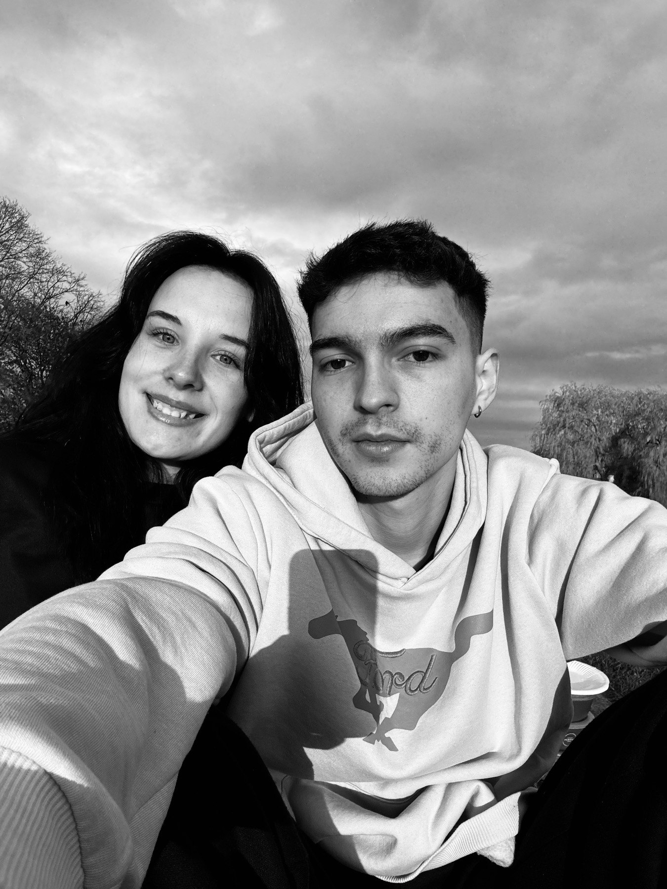 Retrato de los dos en blanco y negro